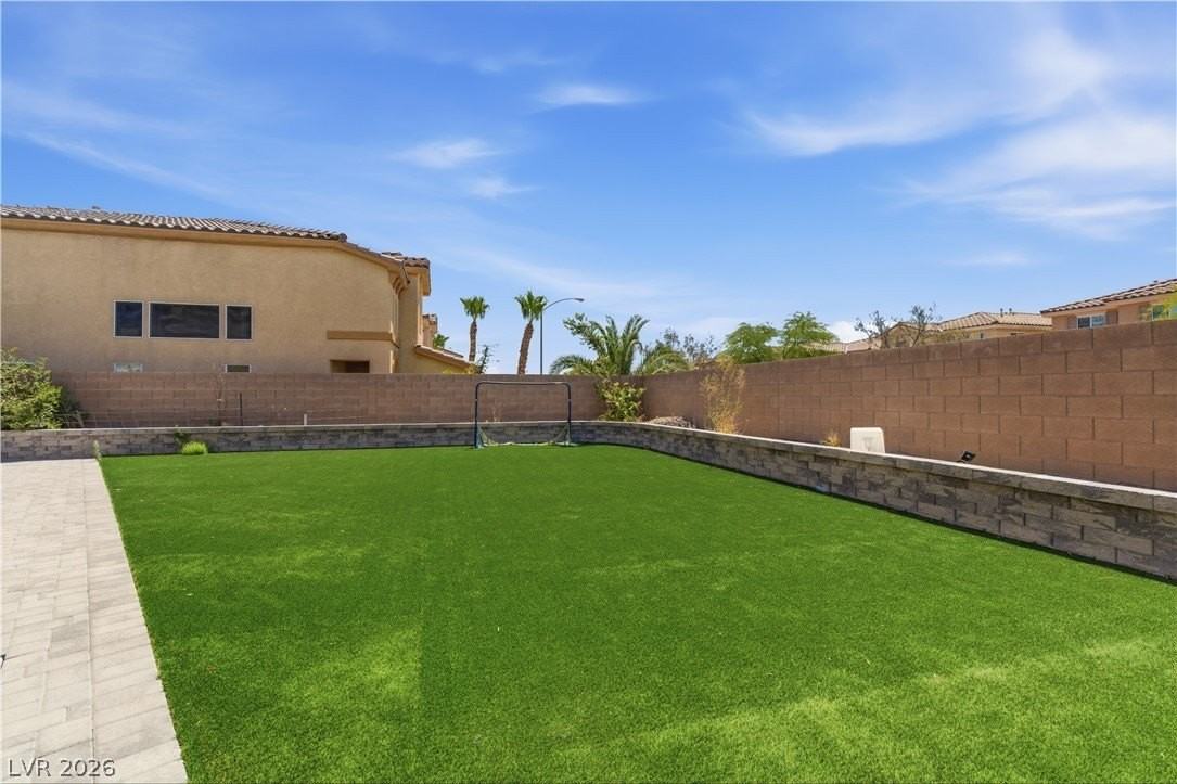 5446 Caprock Canyon Ave - Photo 4 of 28