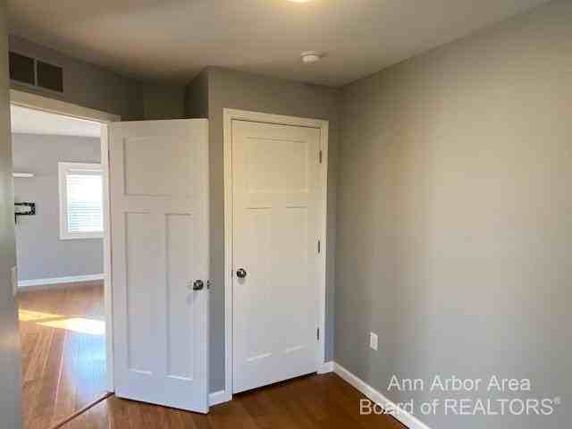 407 N Harris St - Photo 7 of 18