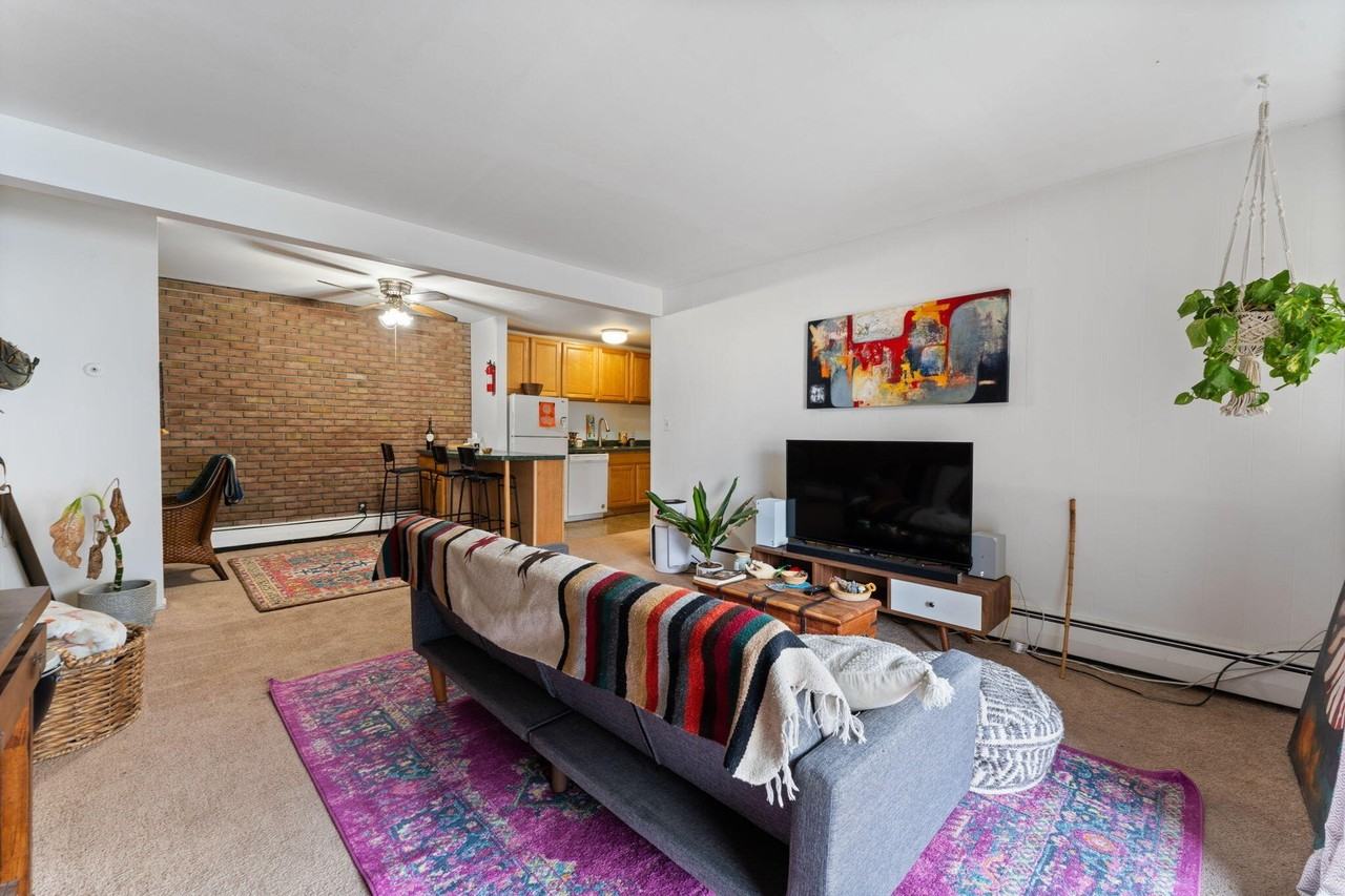 207 Ballard St #106 - Photo 2 of 39