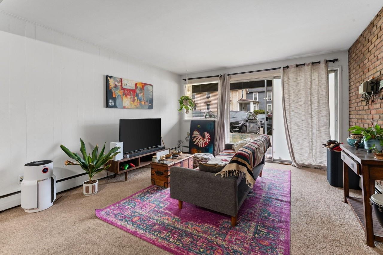 207 Ballard St #106 - Photo 5 of 39