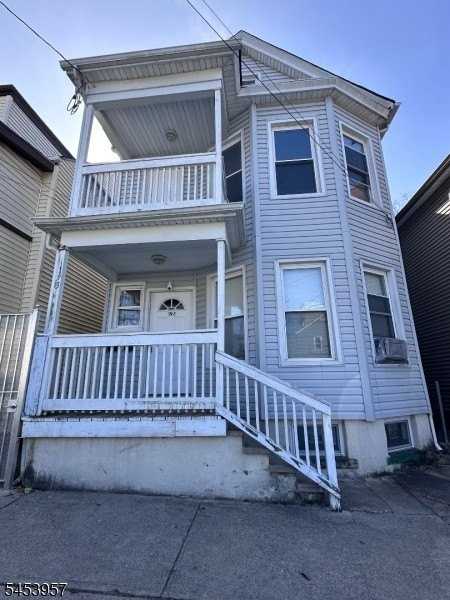 193 Temple St - Photo 5 of 5