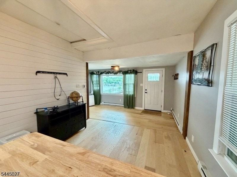 1 S Lakeside Ave #1B - Photo 4 of 13