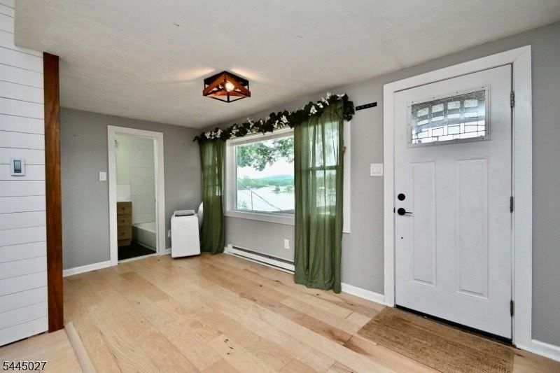1 S Lakeside Ave #1B - Photo 5 of 13