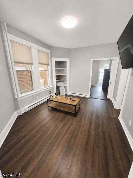 308 7th Ave W - Photo 4 of 17
