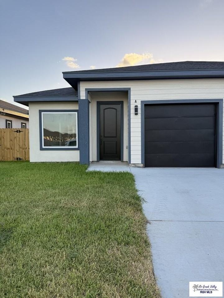 3265 Alegre ALEGRE DR - Photo 2 of 13