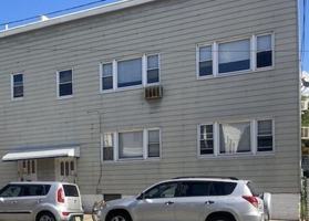 featured image of 50 Humphrey Ave