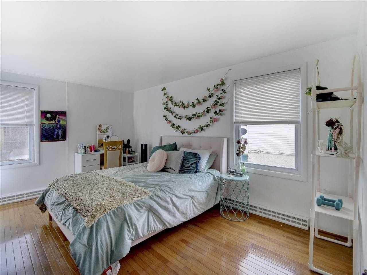 14 Chopin Ct - Photo 6 of 13
