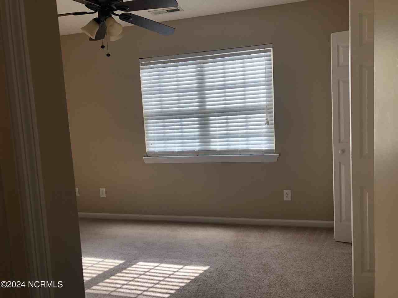 1112 Pueblo Dr - Photo 5 of 6
