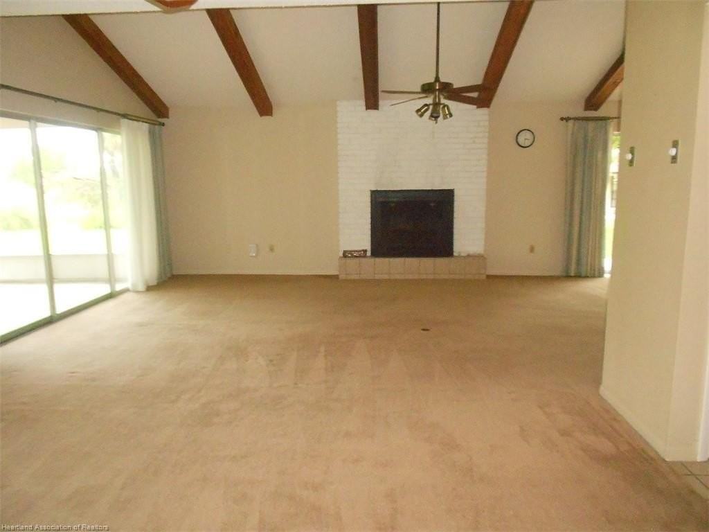 114 Kings Ct Nw - Photo 6 of 12