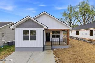 818 W Anderson Ave - Photo 1 of 1