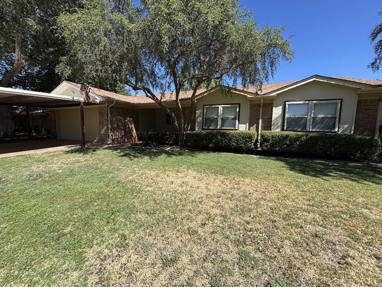 4518 77th St - Photo 2 of 15