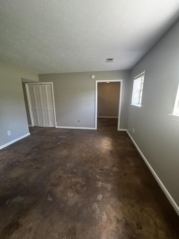185 Donabrook Ct #A2 - Photo 3 of 13