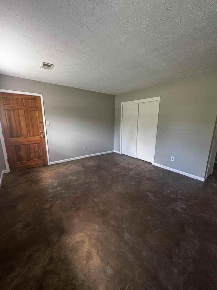 185 Donabrook Ct #A2 - Photo 5 of 13