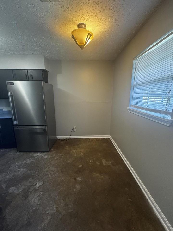 185 Donabrook Ct #A2 - Photo 7 of 13