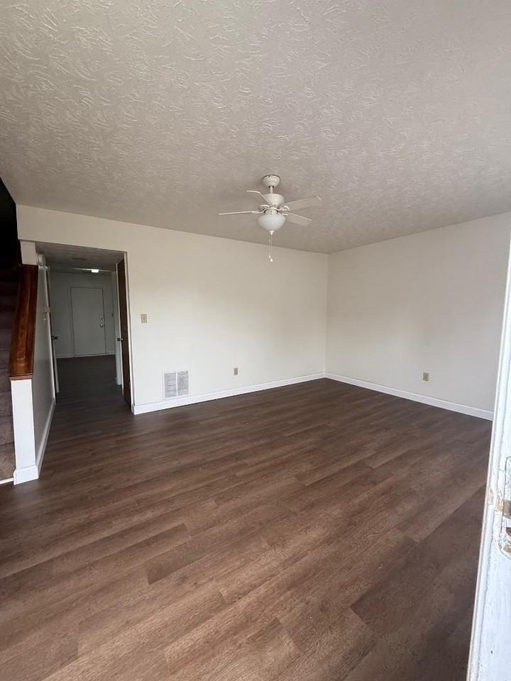 3717 Trent Cir - Photo 2 of 12