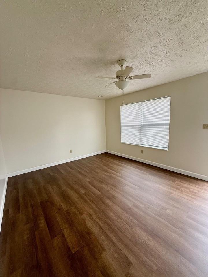 3717 Trent Cir - Photo 3 of 12