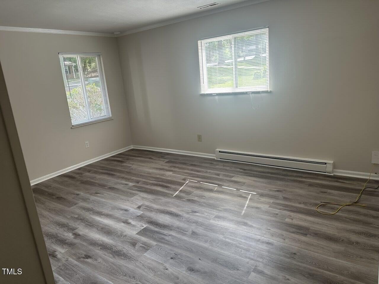 1213 Seabrook Rd - Photo 5 of 18