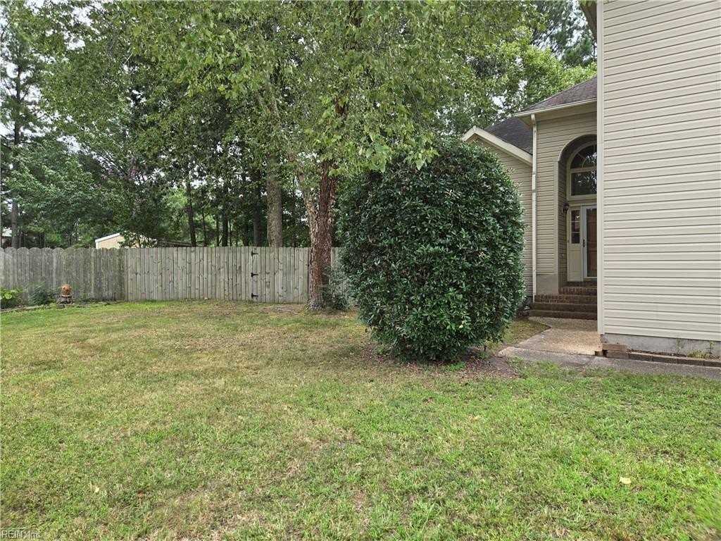 2613 Embers Ct - Photo 3 of 37