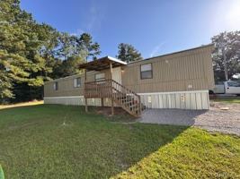 featured image of 1615 Pine Lake Dr