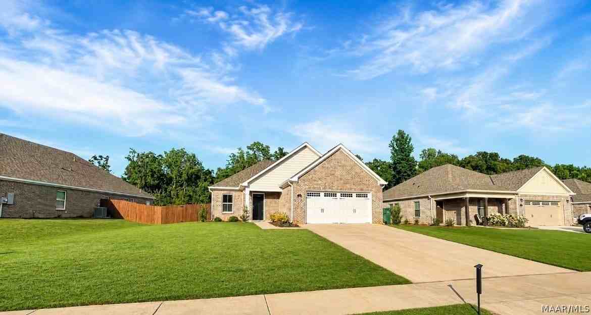 88 Trevor Dr - Photo 3 of 17