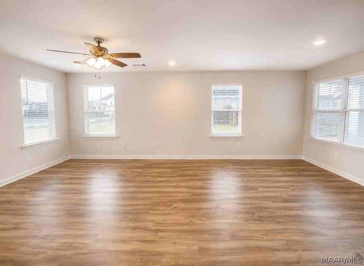 88 Trevor Dr - Photo 7 of 17
