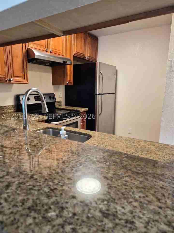 4177 Nw 114th Ave #4177 - Photo 2 of 14