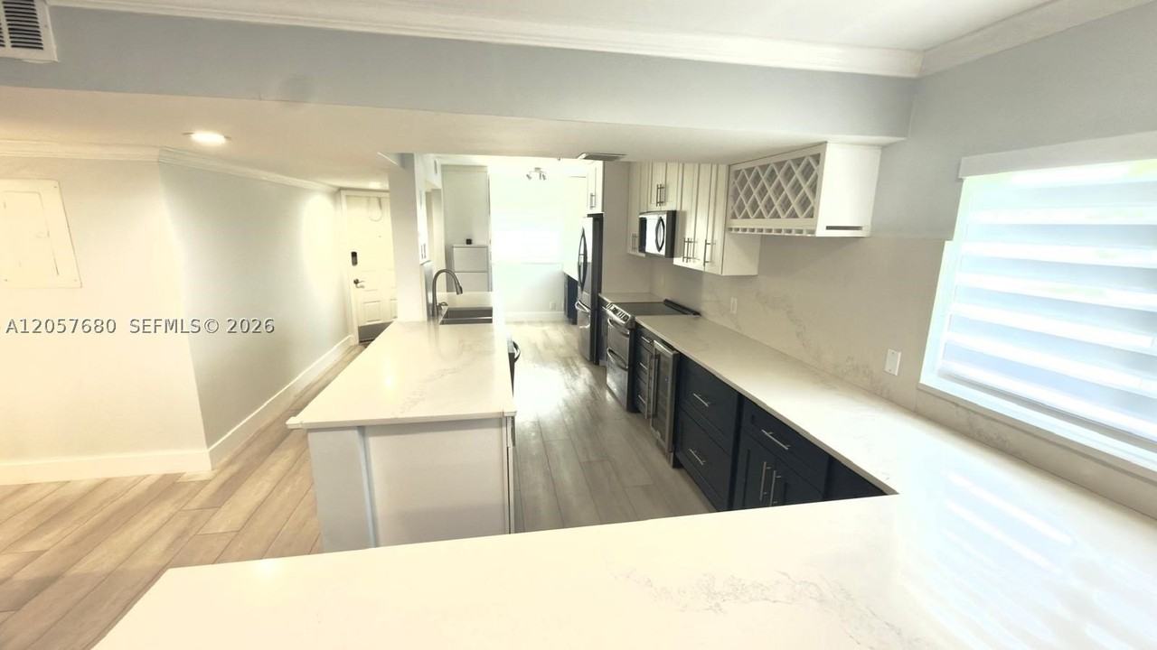 1101 Sw 128th Ter #301C - Photo 6 of 18