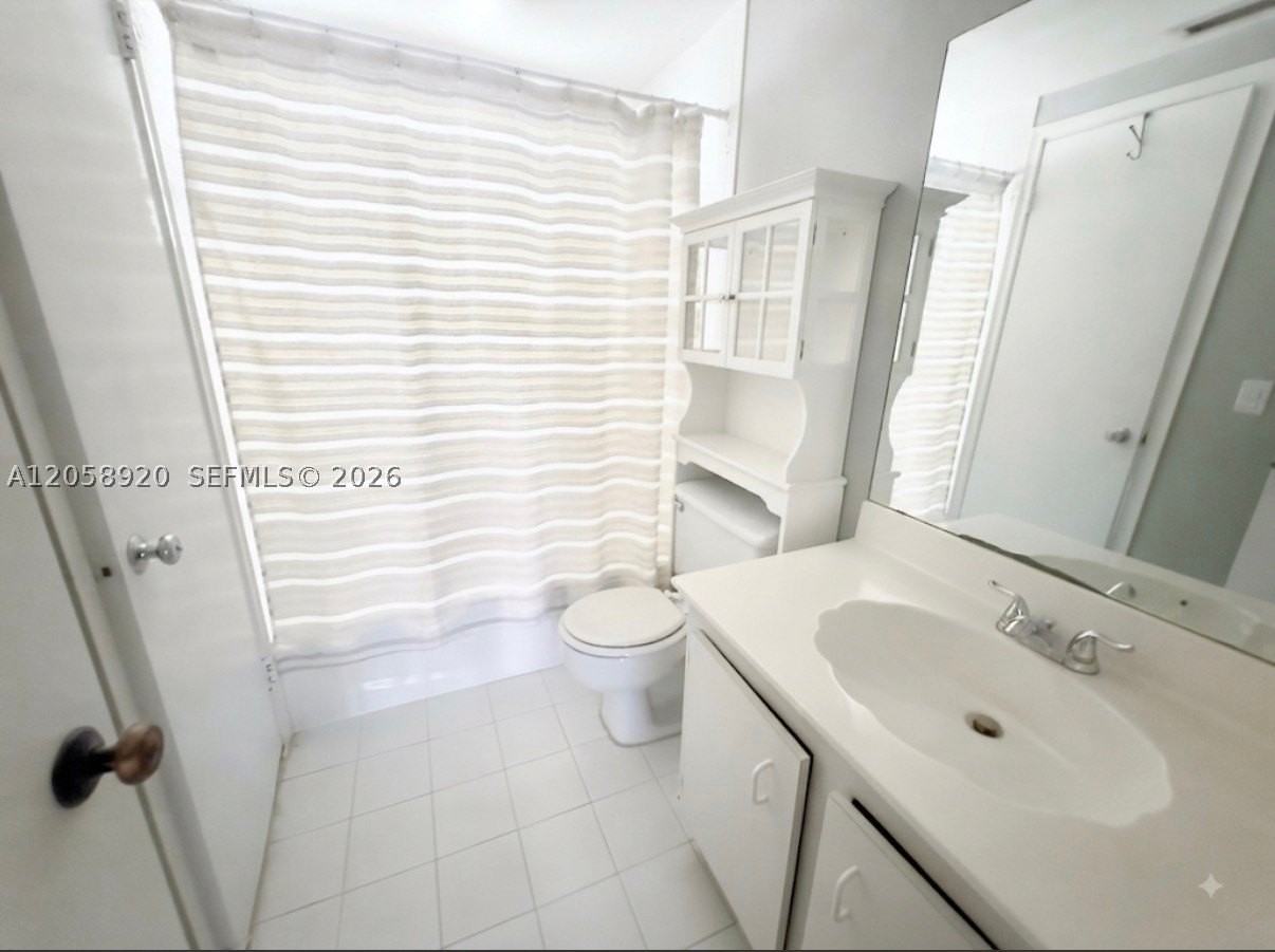 7720 Camino Real #107 - Photo 3 of 15