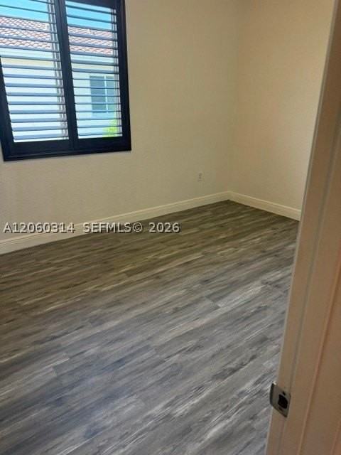 2802 Nw 181st St - Photo 5 of 13