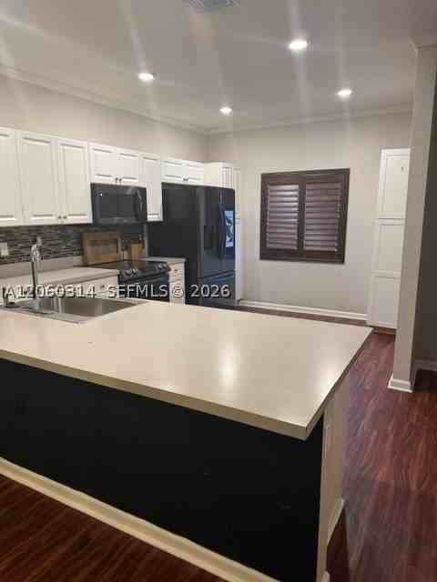 2802 Nw 181st St - Photo 7 of 13