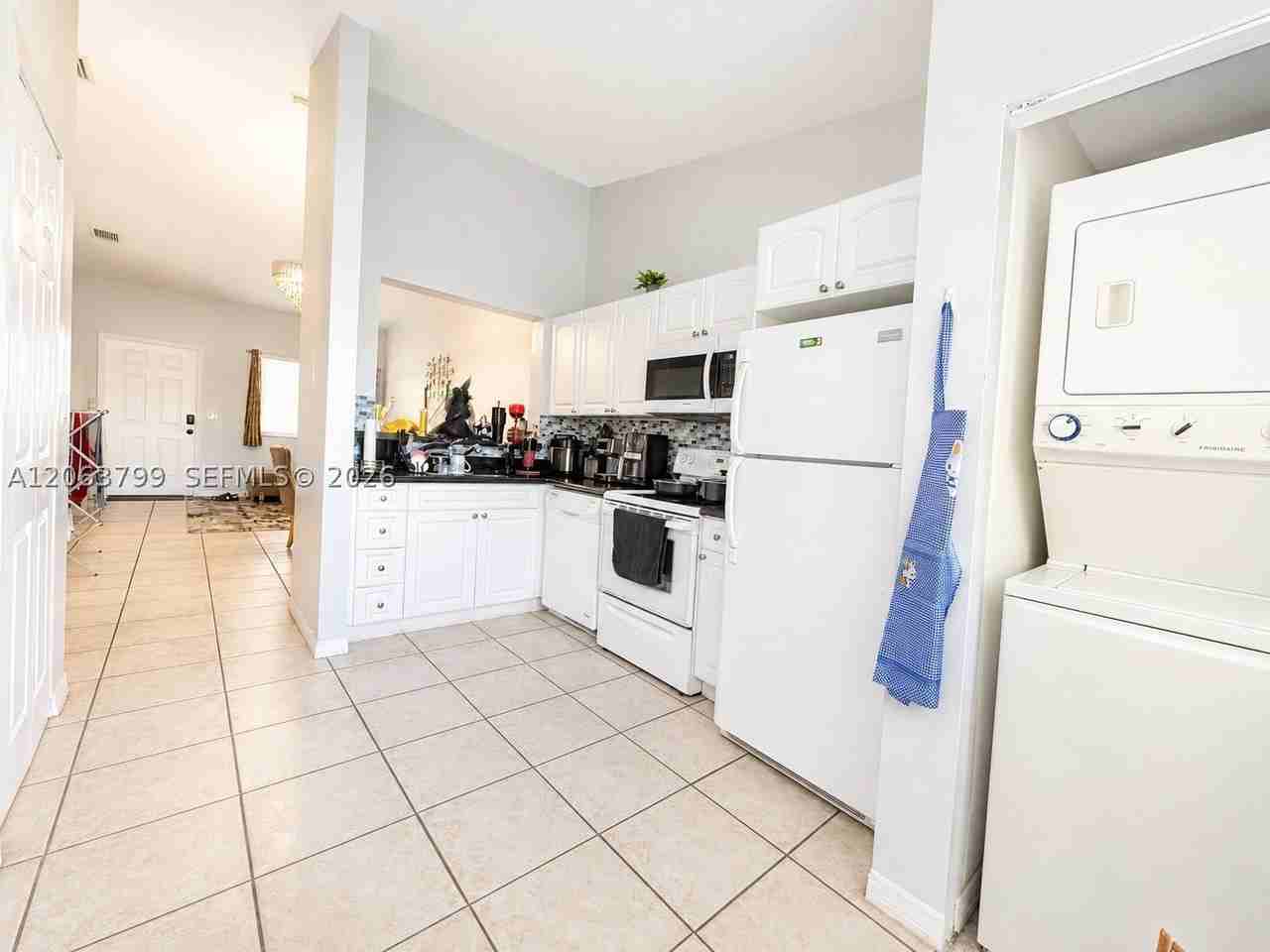 7830 Nw 6th St #204 - Photo 5 of 13