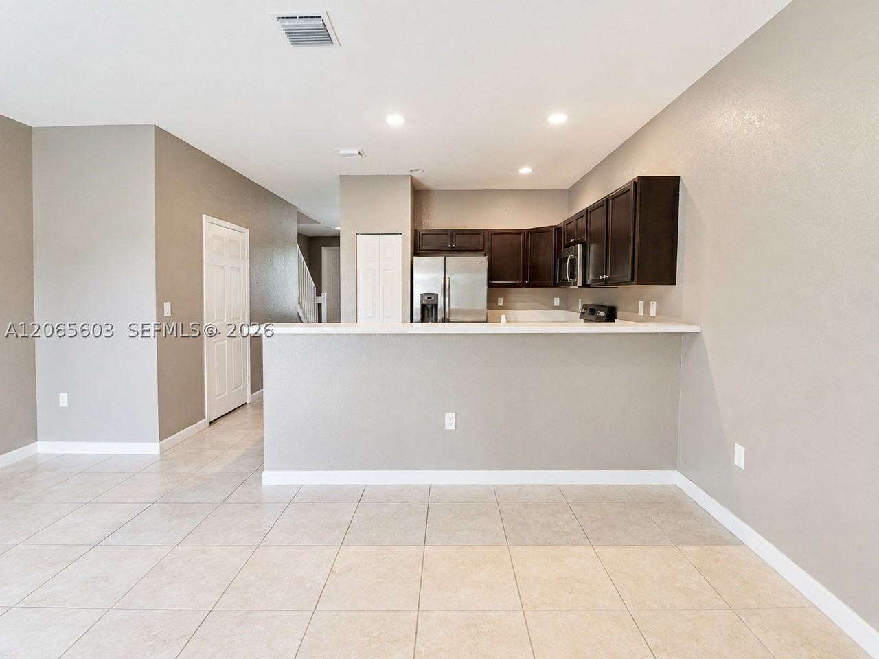 413 Se 32nd Ter #413 - Photo 5 of 14