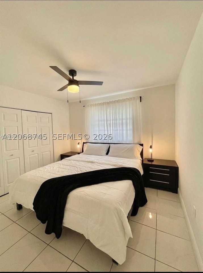 1097 E 1st Ave - Photo 4 of 13
