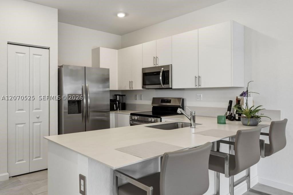 13332 Sw 234th Ter - Photo 4 of 39