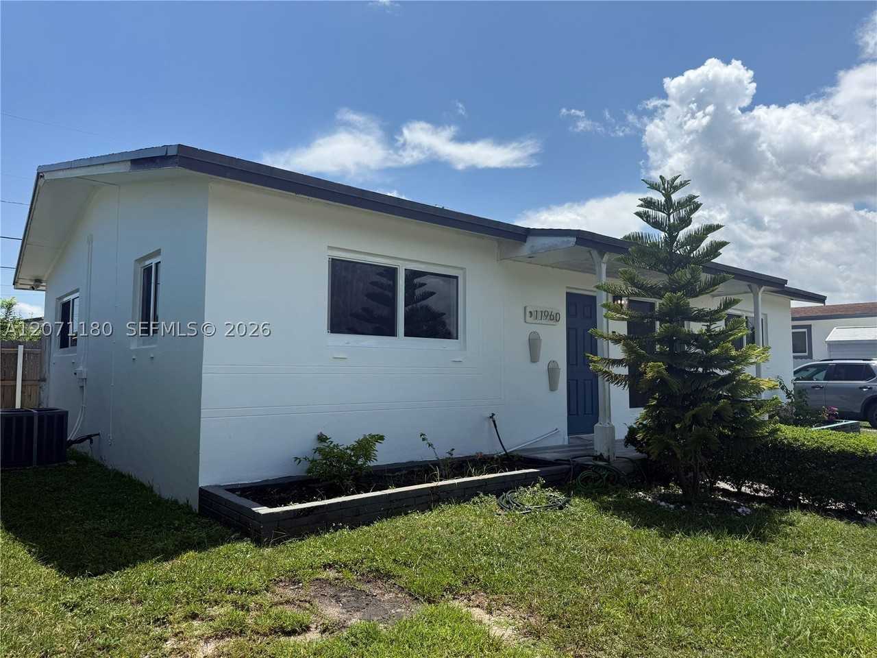 11960 Sw 186th St #0 - Photo 2 of 43