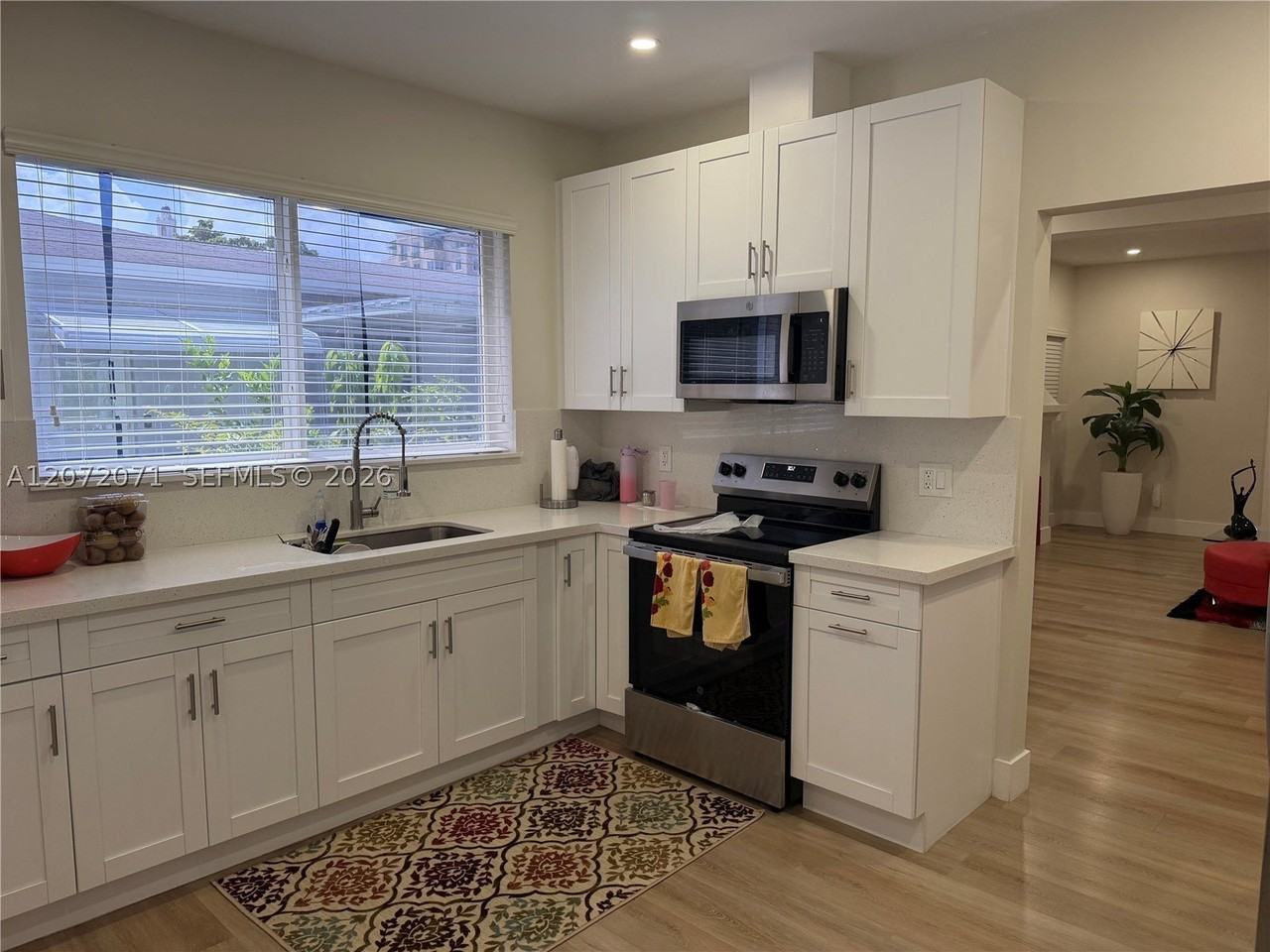 3648 Sw 25th Ter #3648 - Photo 2 of 7