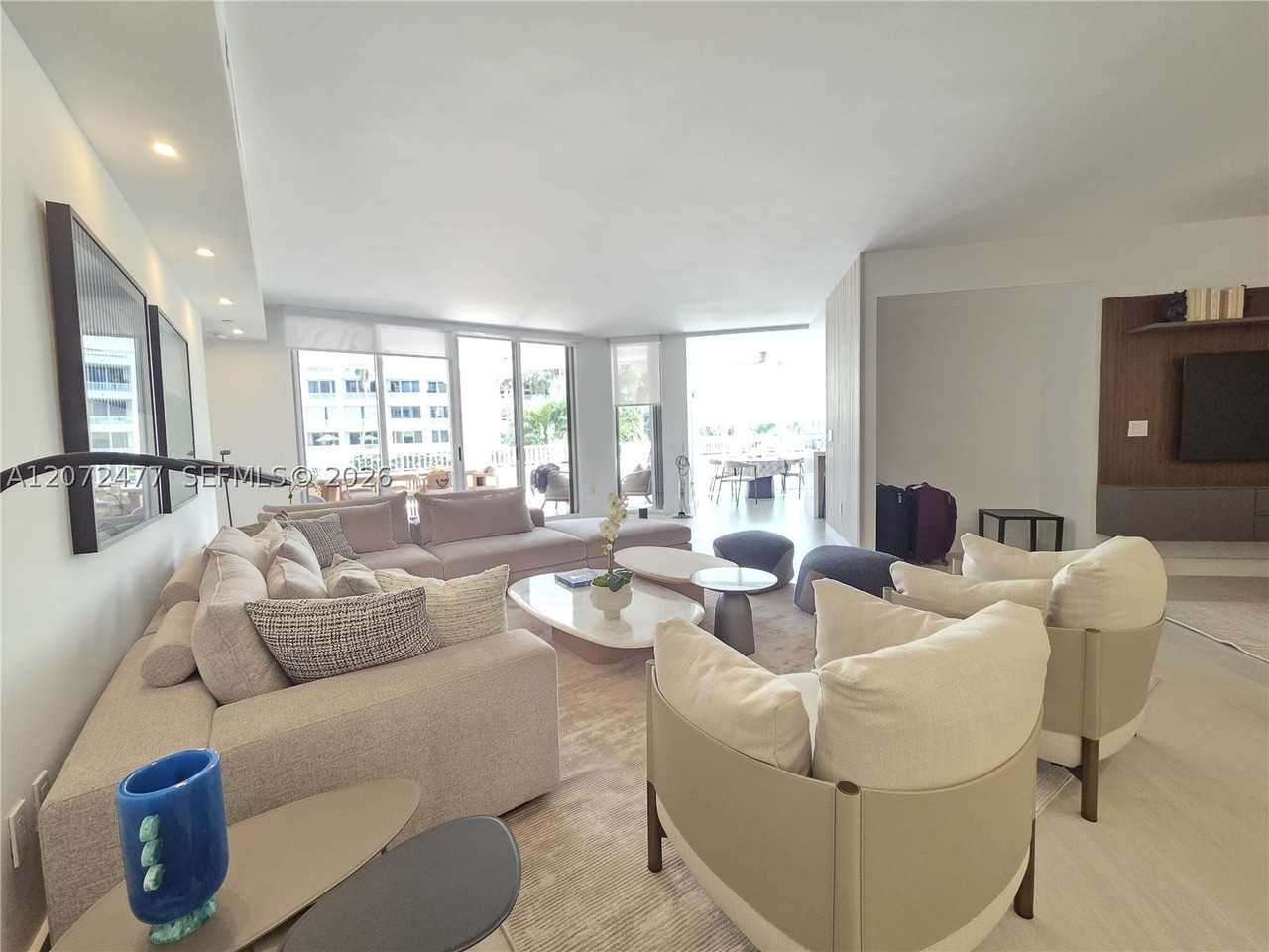 739 Crandon Blvd #202 - Photo 6 of 11