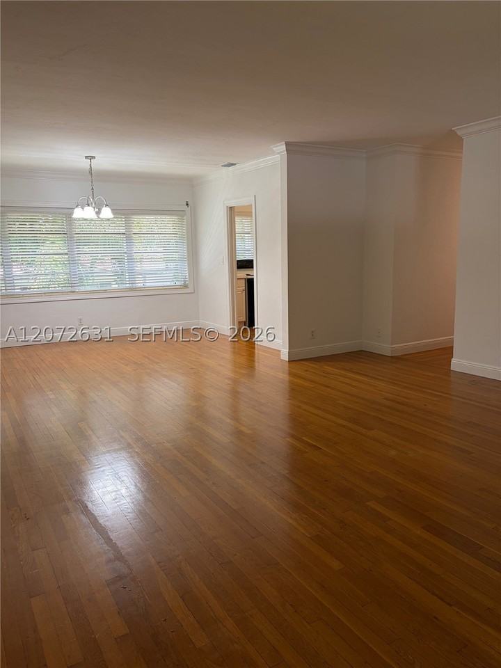3923 Segovia St #2ndFL - Photo 7 of 13