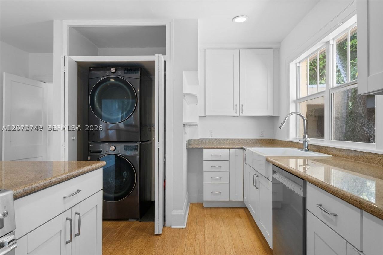 2521 Inagua Ave - Photo 6 of 19