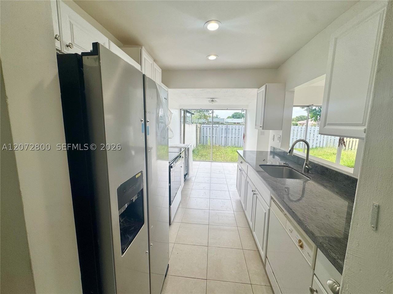 11002 Sw 122nd Pl #11002 - Photo 3 of 11