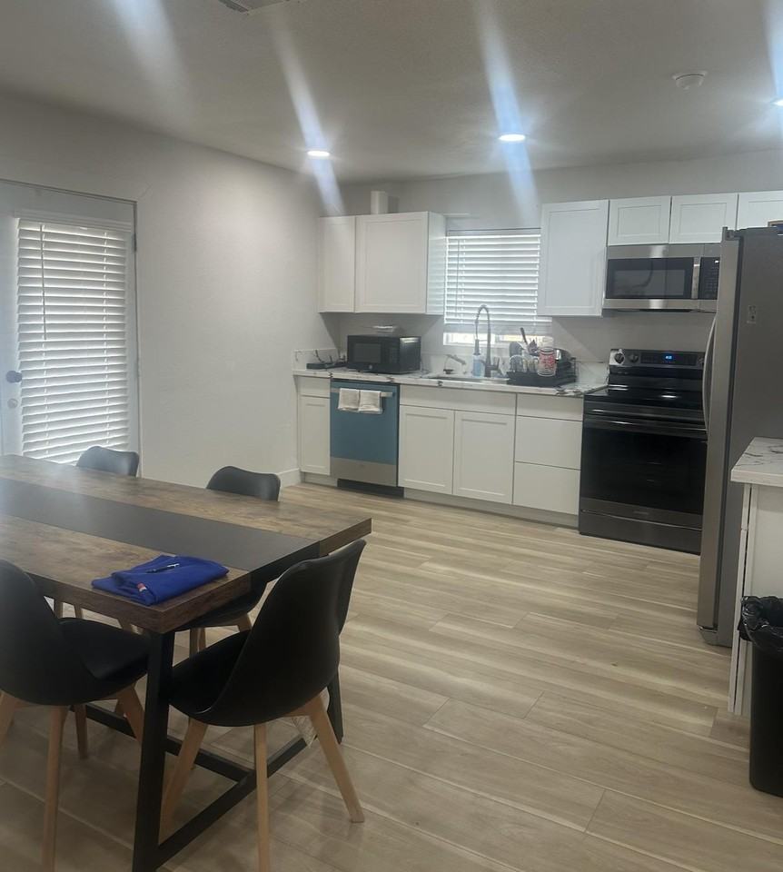 Wisteria Ave - Photo 3 of 11