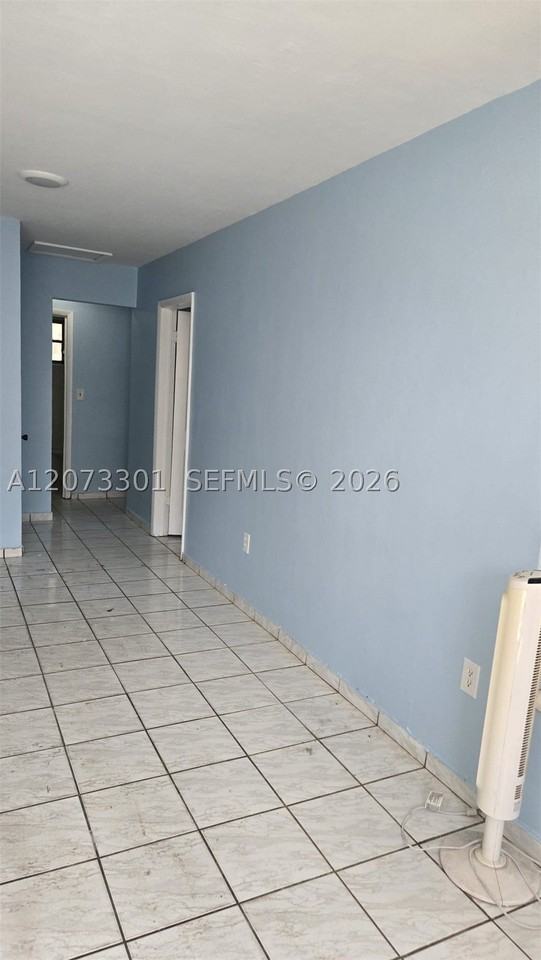 1345 Nw 28th St #1 - Photo 5 of 9
