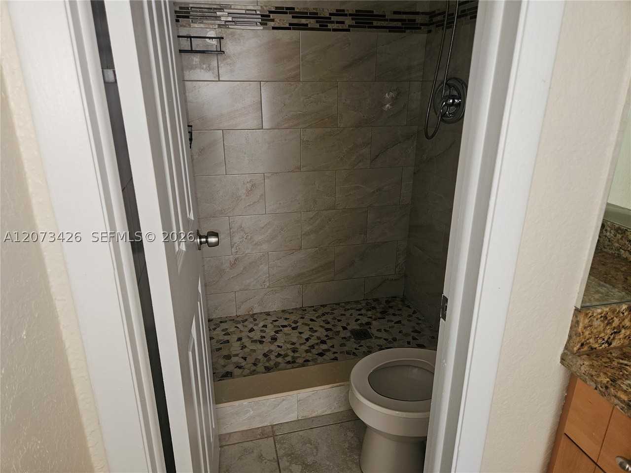 2500 Ne 193rd St #2502 - Photo 7 of 11