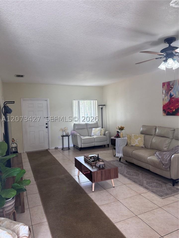 13379 Sw 142nd Ter - Photo 6 of 14