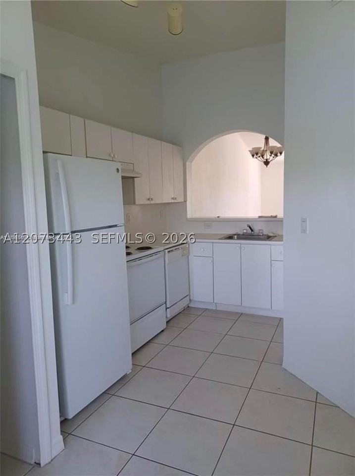 1270 Se 26th St #205 - Photo 5 of 5