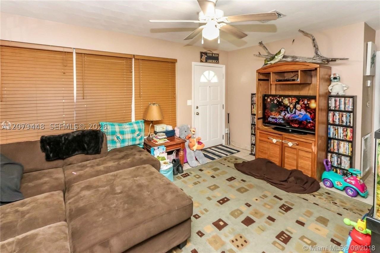 2274 Sw 44th St #2276 - Photo 6 of 15