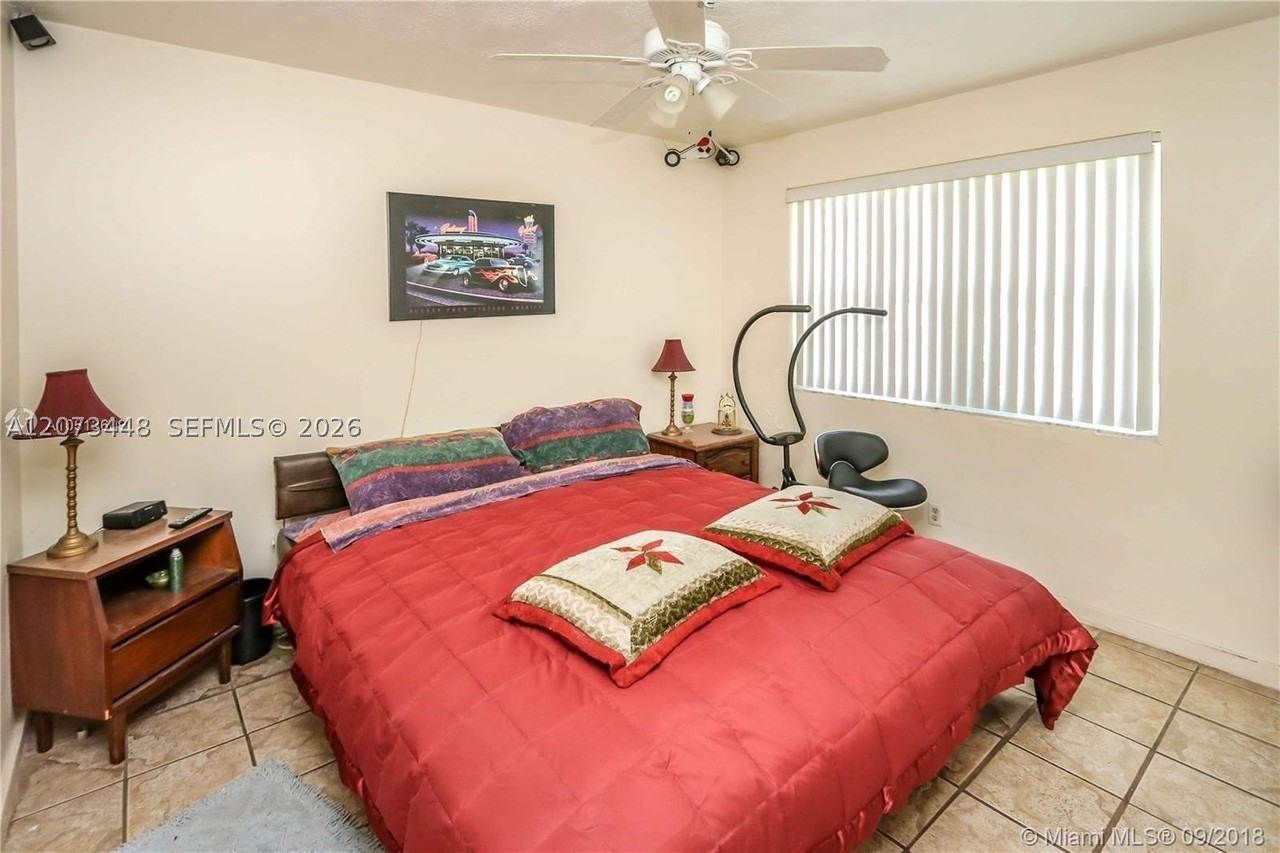 2274 Sw 44th St #2276 - Photo 7 of 15