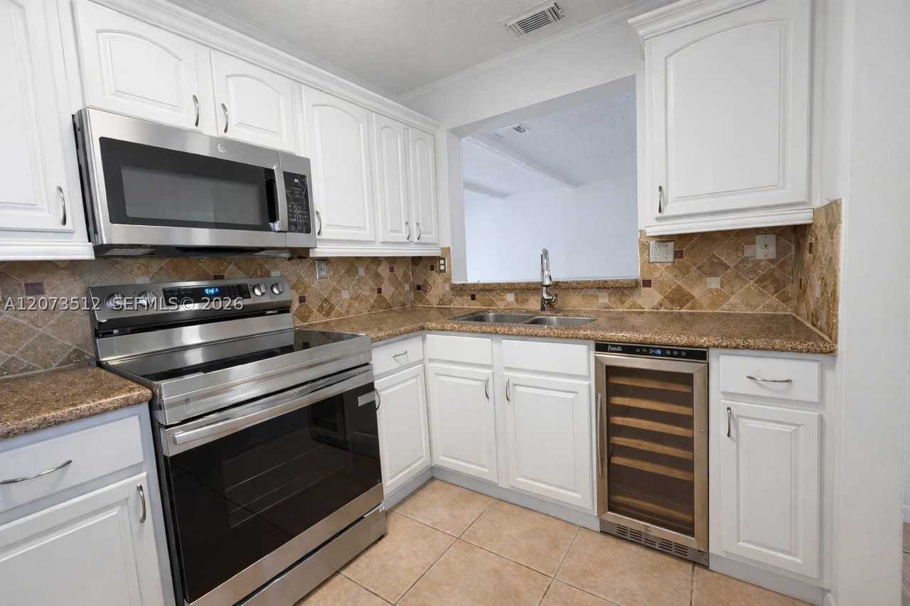 15761 Sw 137th Ave #202 - Photo 2 of 31