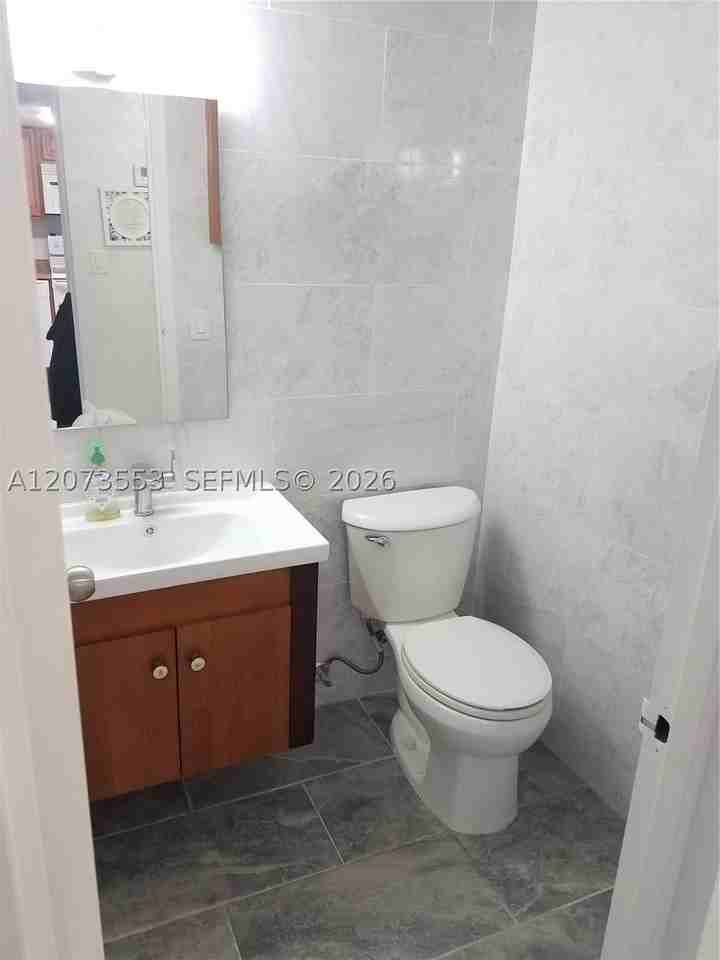 6937 Bay Dr #410 - Photo 7 of 24