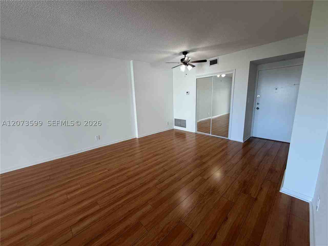4200 Hillcrest Dr #809 - Photo 4 of 41